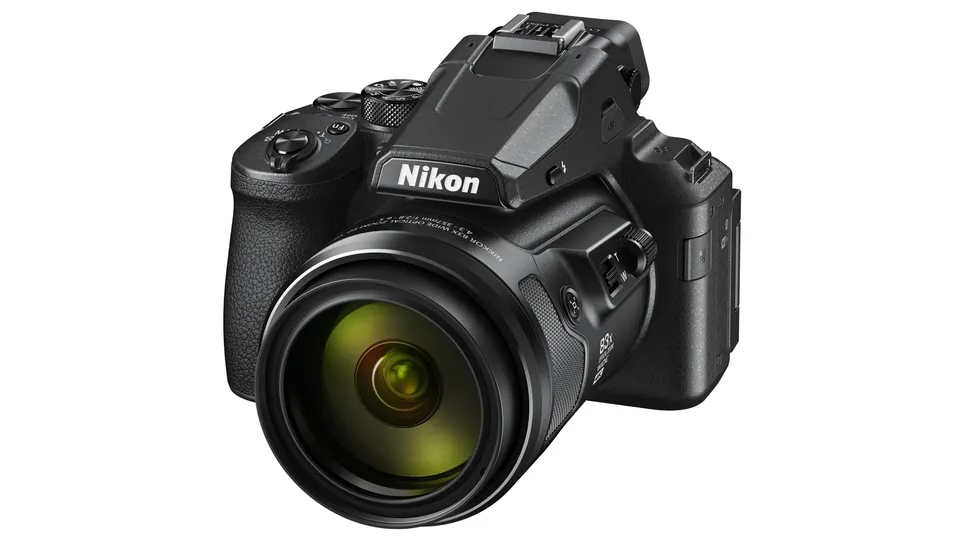 Nikon Coolpix P950 Bridge Camera Restocking After Bird Photography Demand Surge
